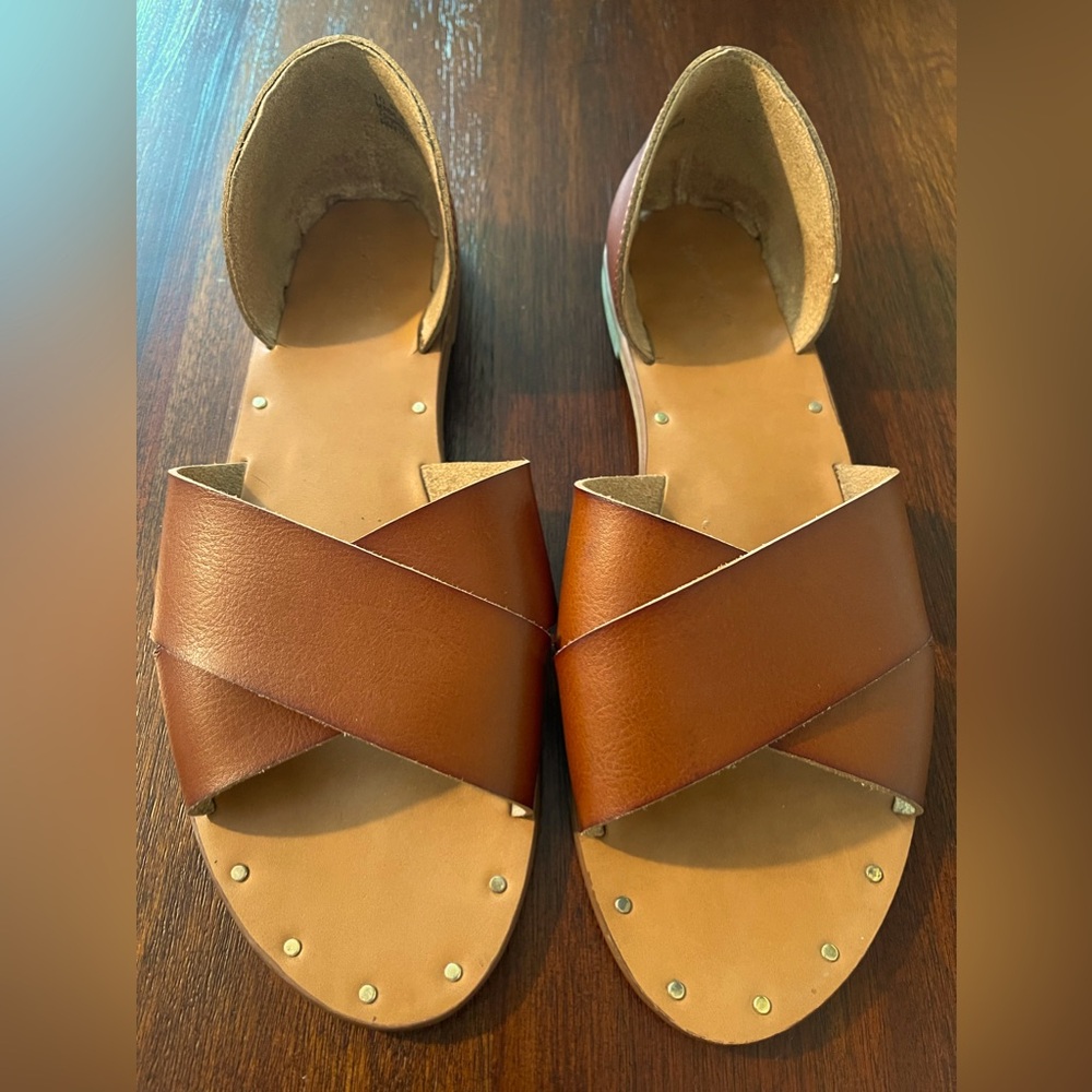 Universal Threads Brown Leather Sandals Size 10